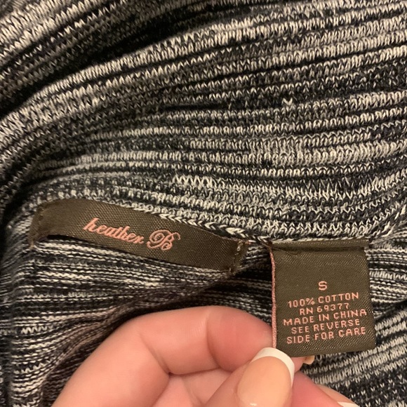 Heather B Long Sleeve Cowl Neck Tunic- Size S - Picture 4 of 4